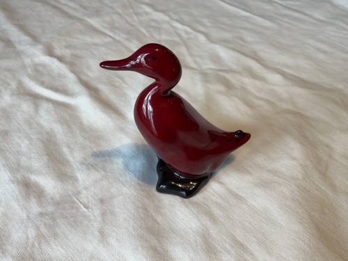 Vintage royal doulton small - royal,