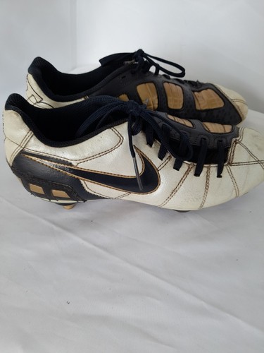 Nike total laser - nike,