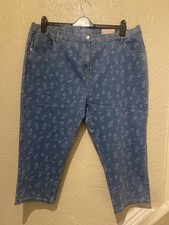 Bonmarche Sara Crop Floral