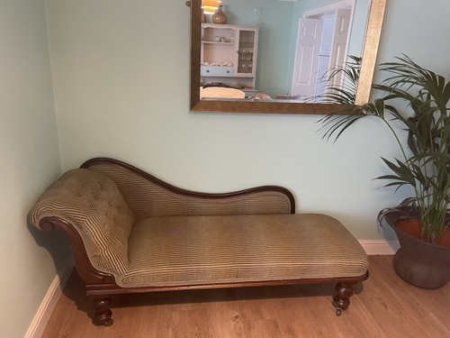 Elegant victorian chaise - victorian,