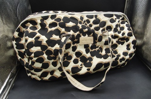 See chloé jon hart medium - chloé,