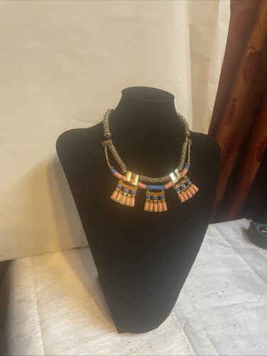 Statement gold tone coral - gold,