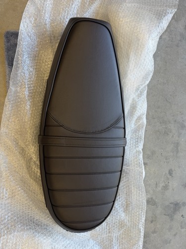 Genuine triumph bonneville - triumph,