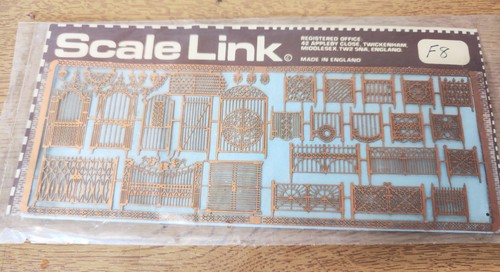 Etched brass scale link - etched,