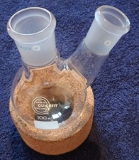 QUICKFIT 100ml 2 NECKED ROUND