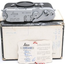 Leica M3 chrome SS with matching serial numbers box