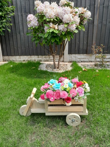 Wooden trike garden flower - trike..,