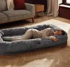 Silent night Snuggle Pod