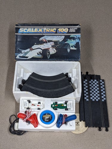 Scalextric 100 set 1970s - set,