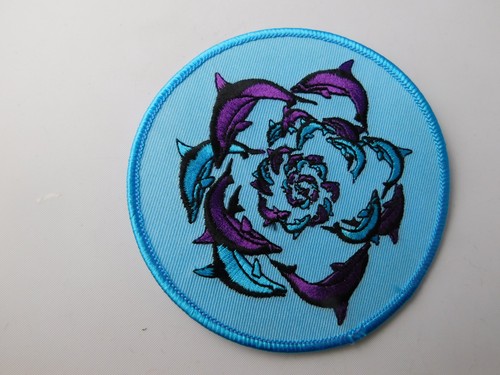 Whale patch circling pod - patch,