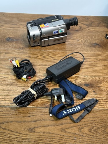 Sony ccd trv65e handycam - sony, ccd-trv65e