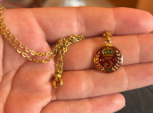 Gold tone cable chain necklace - tone,