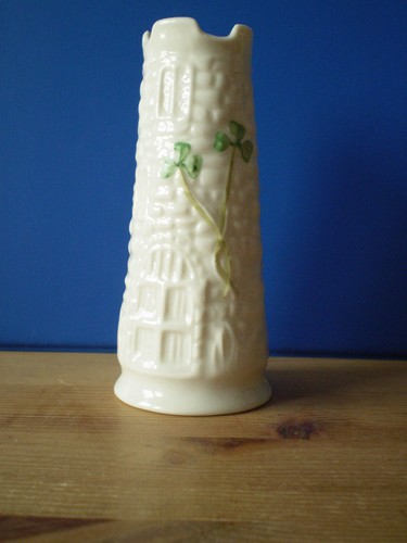 Belleek small vase 10 - vase, 10.5cms