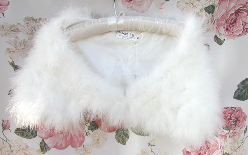 Bnwt ivory white feather - white,