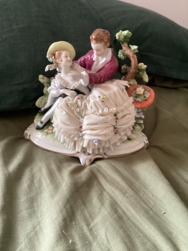 Dresden lace figurine - figurine, scenic