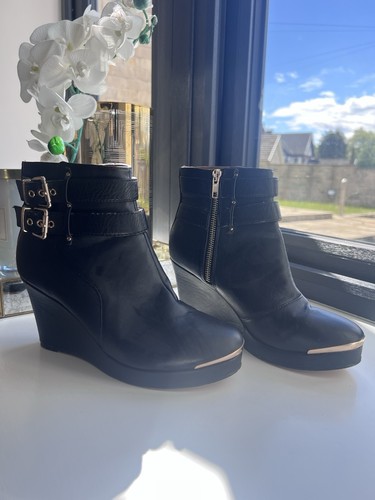 Women black and gold - black,