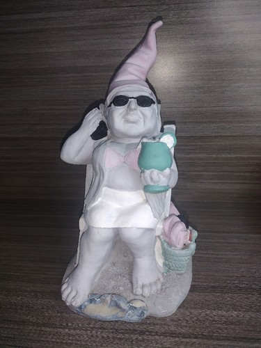 Home styles funny gnome beach - home,