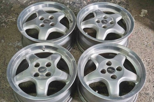 Made abt 15in 35 pcd100 - 15in, 7j