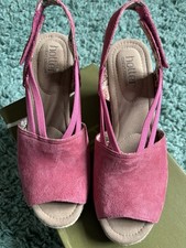 BNIB Ladies Size 6 Hotter