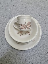 Biltons Retro 1980s Floral