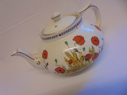 Vintage crown ducal pottery - ducal,