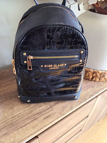 River island black - river,