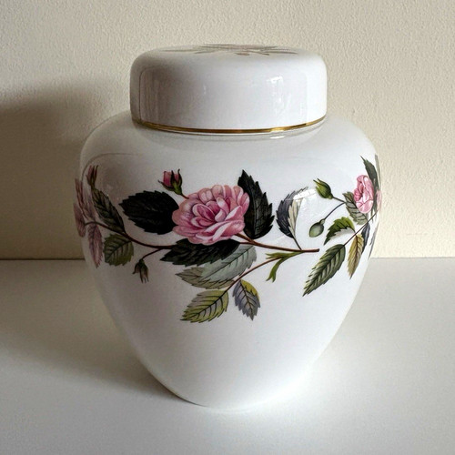 Wedgwood hathaway rose bone - hathaway,