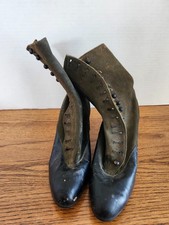 1900s Queen Brown Shoe Co