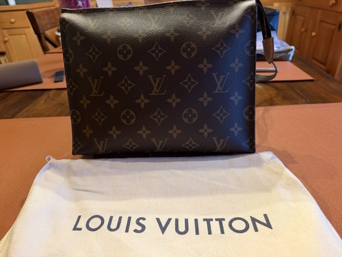 Authentic louis vuitton - louis,