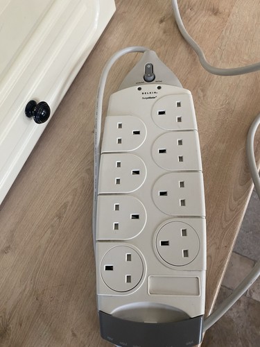 Belkin surgemaster plug - belkin,