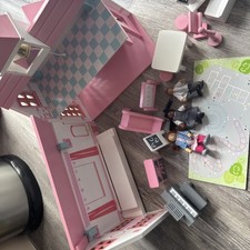 Rose Bud School Doll House