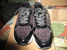 womens sneakers pavers size 41
