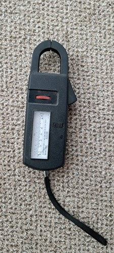 Robin kew snap volt meter - snap, 8