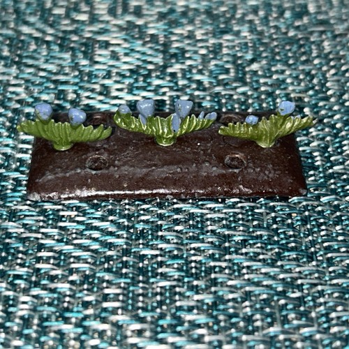 Britains miniature garden lead - britains,