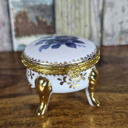 Elegant vintage leonardo - elegant,