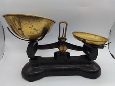 Vintage Libra Brass /Cast Iron Scales