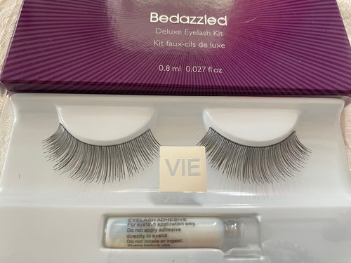 Pairs vie bedazzled - 10,