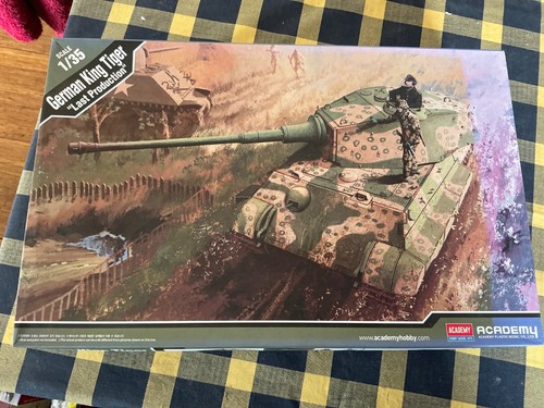 Academy 13229 german - german, king