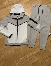 Nike Tech Fleece Iron Ore