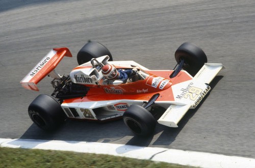 Nelson piquet mclaren m23 - piquet, ford