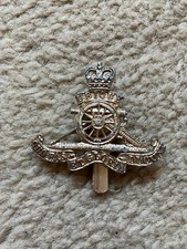 Royal artillery cap badge - royal,
