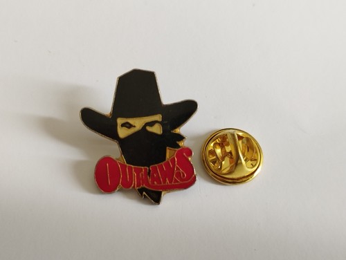 Outlaws pin badge - outlaws,