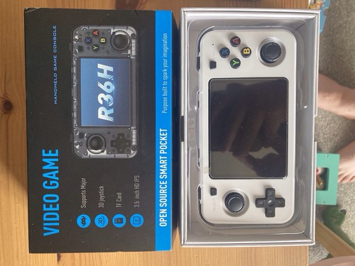 R36h handheld video game - r36h,