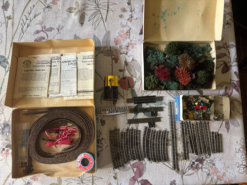 Bachmann electric model train - bachmann,
