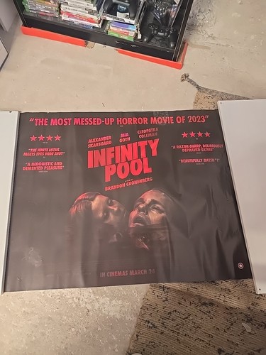 Infinity pool original - pool, cinema