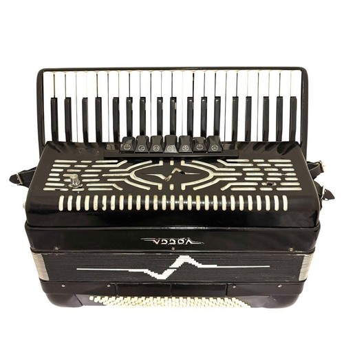 Rare vogga 120 - 120, accordion