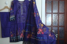 NEW ALISHA embroidered linen stitched salwar kameez 3pc suit witer collection