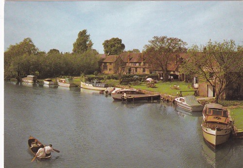 Lechlade - 🌅,