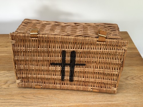 Harrods lined wicker picnic - harrods,