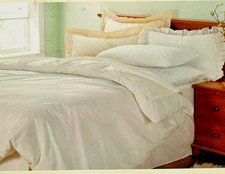 Dunelm Double Soft Pleated Divan Trim Cream 135x190cm Bed Skirt NEW | C35 G380